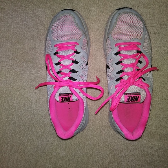 Women's Nike Dual Fusion Run 3 Running Shoes size 8 - Picture 2 of 6